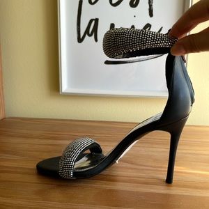 Guess Fancy high heels Shoes Size 7,5